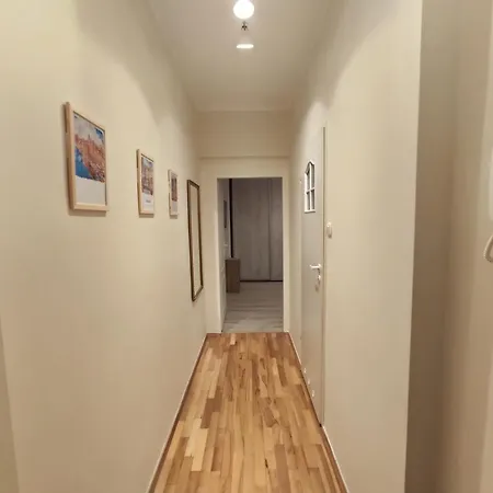 Apartamento Blisko I Spokojnie / Close And Quiet